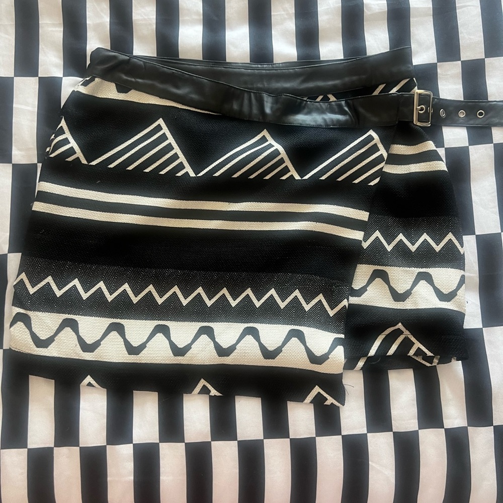 Printed Double Zero Wrap Skirt